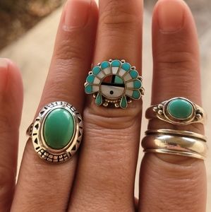 Set of sterling silver rings